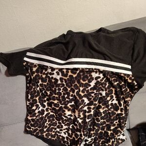 No Boundaries Black and Brown 3/4 Sleeve Jersey Top